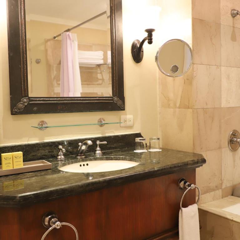Pierre Mundo Imperial Riviera Diamante Acapulco - Habitación Deluxe - 1 cama extragrande - 6