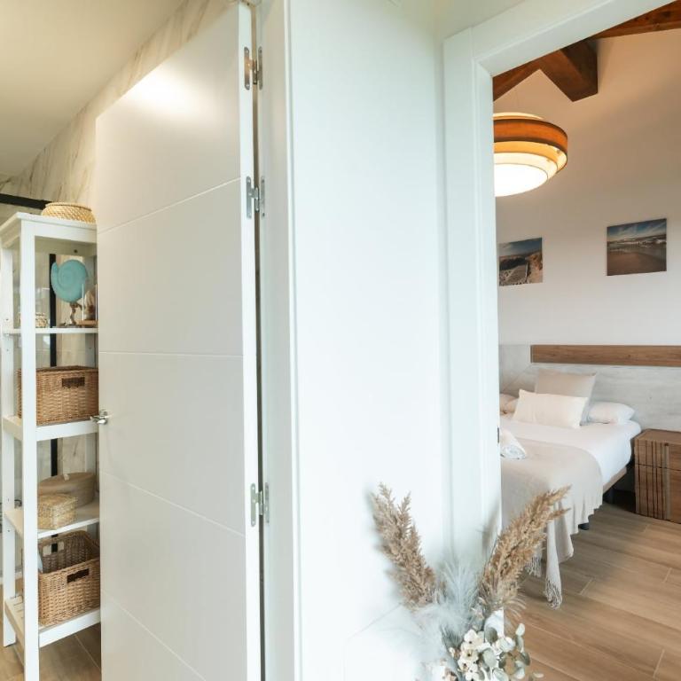 Casa Llanes con Jardín y Vistas – Mar y Cuera - Three-Bedroom Villa - 32