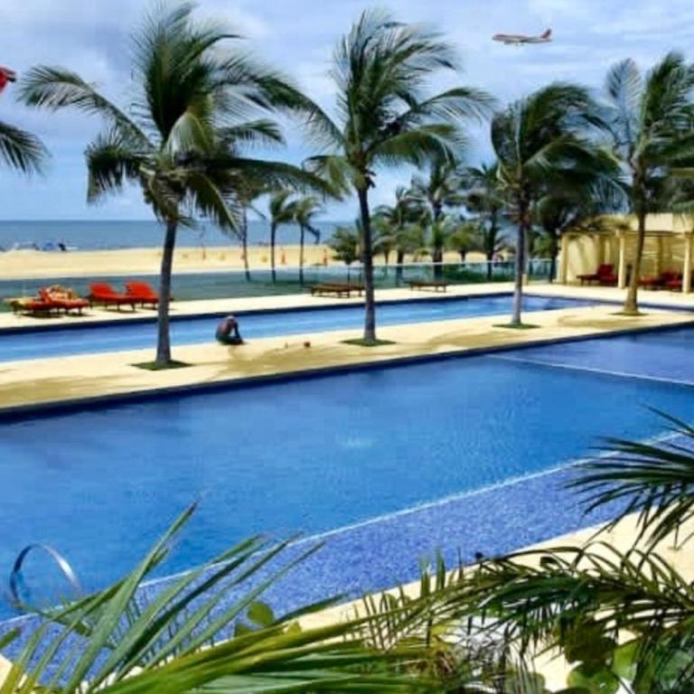 Apto Terraza del Mar Cartagena - Three-Bedroom Apartment with Water View - 1