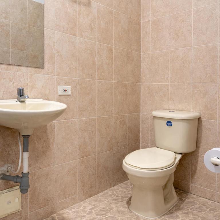 Hotel Babilonia Boutique - Habitación Familiar con baño privado - 4