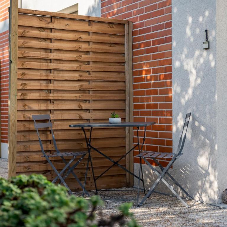 Joli appart cosy tout confort avec parking gratuit - Apartment mit 1 Schlafzimmer - 14