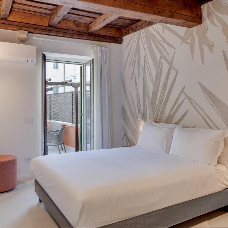 Zeno Suites - Deluxe Family Suite - 6