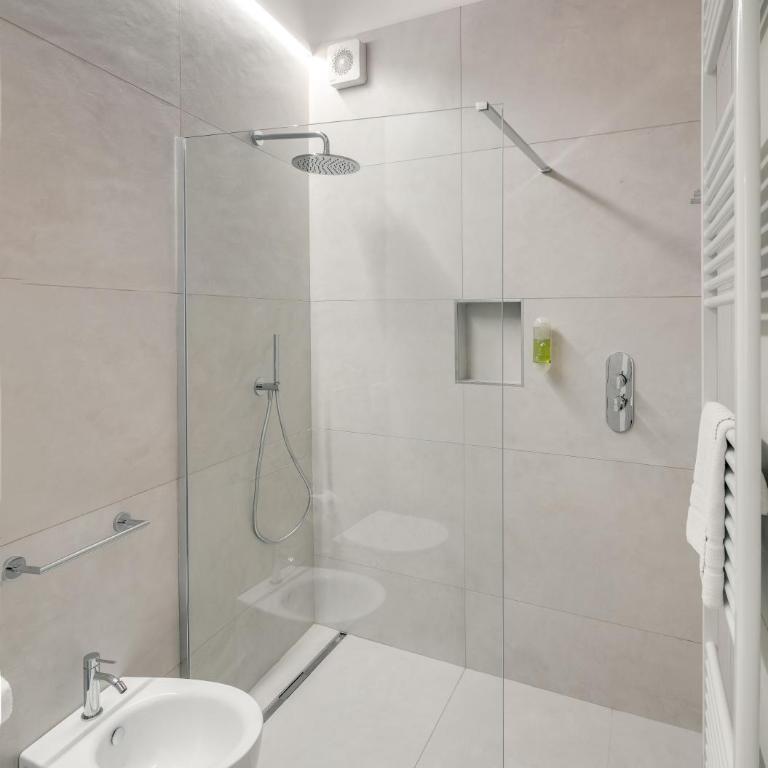 Zeno Suites - Family Junior Suite - 5