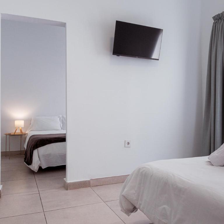 Hostal España - Habitación Triple - 8