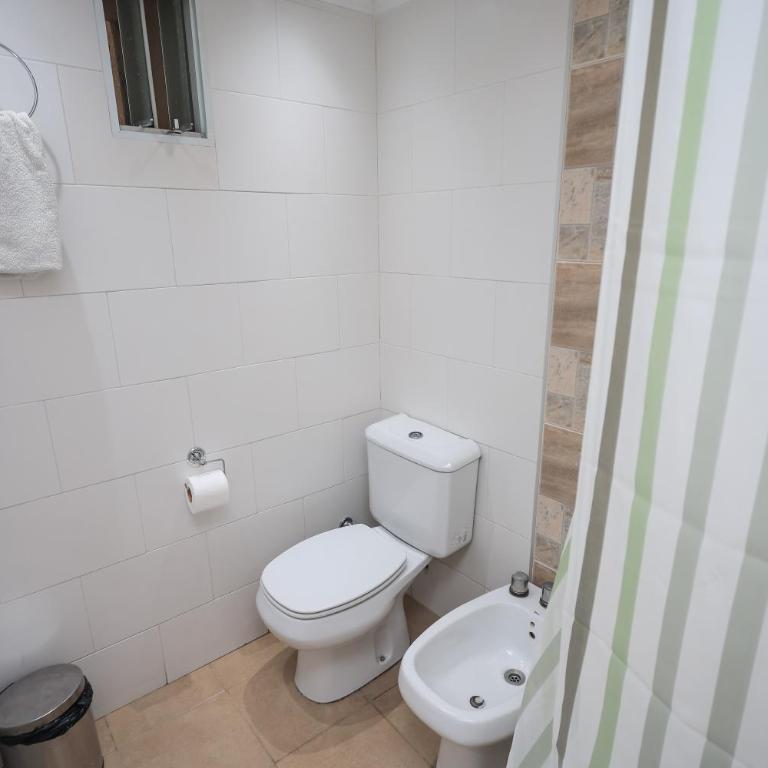 Hotel A&B Internacional - Habitación Triple - 28