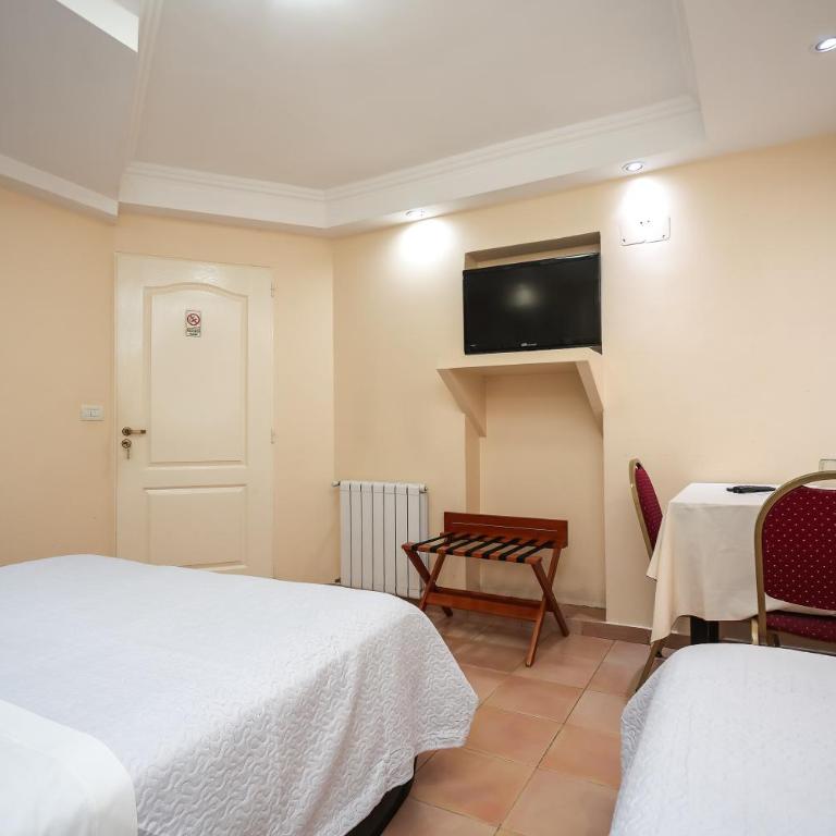 Hotel A&B Internacional - Habitación Triple - 18