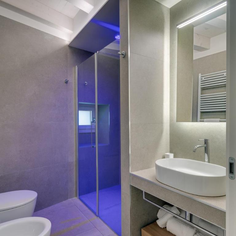 Zeno Suites - Deluxe Family Suite - 8