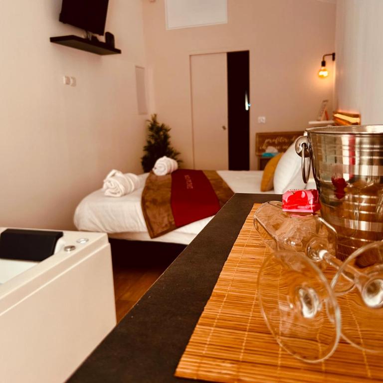Perle Dazur Jacuzzi Suite Parking Prive 5min Mer - Apartamento de 1 dormitorio - 14