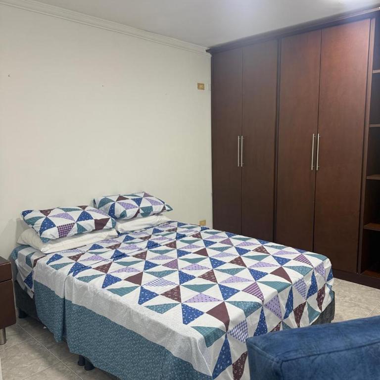 Aparta Estudio amoblado Villavicencio barrio El Caudal - One-Bedroom Apartment - 2