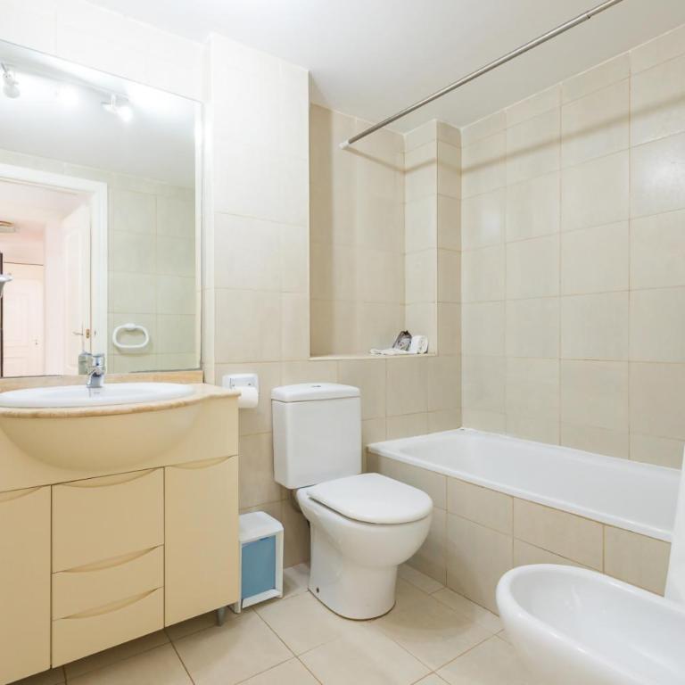 Coastal Living fully equipped 200m from the Beach - Apartamento de 2 dormitorios - 3