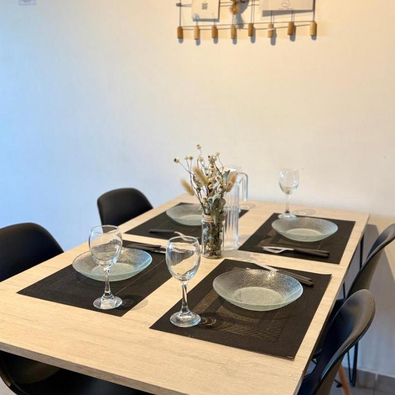 Pellegrini Apartments Mendoza !! Estupendos Departamentos con Cochera Privada cercanos a Parque Gral San Martin - One-Bedroom Apartment with Balcony and Mountain View - 14