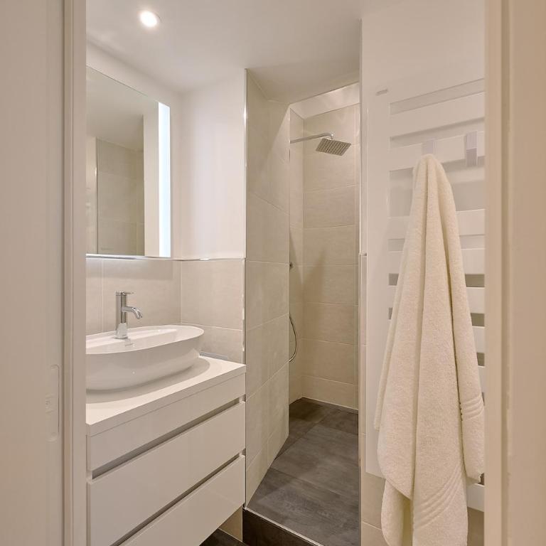 Charming brand new studio with Mezzanine - Odeon - Appartement 1 Chambre - 2