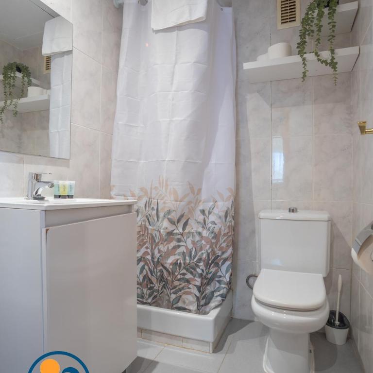 Front Sun Beach Apartment - Two-Bedroom Superior Apartment - 2