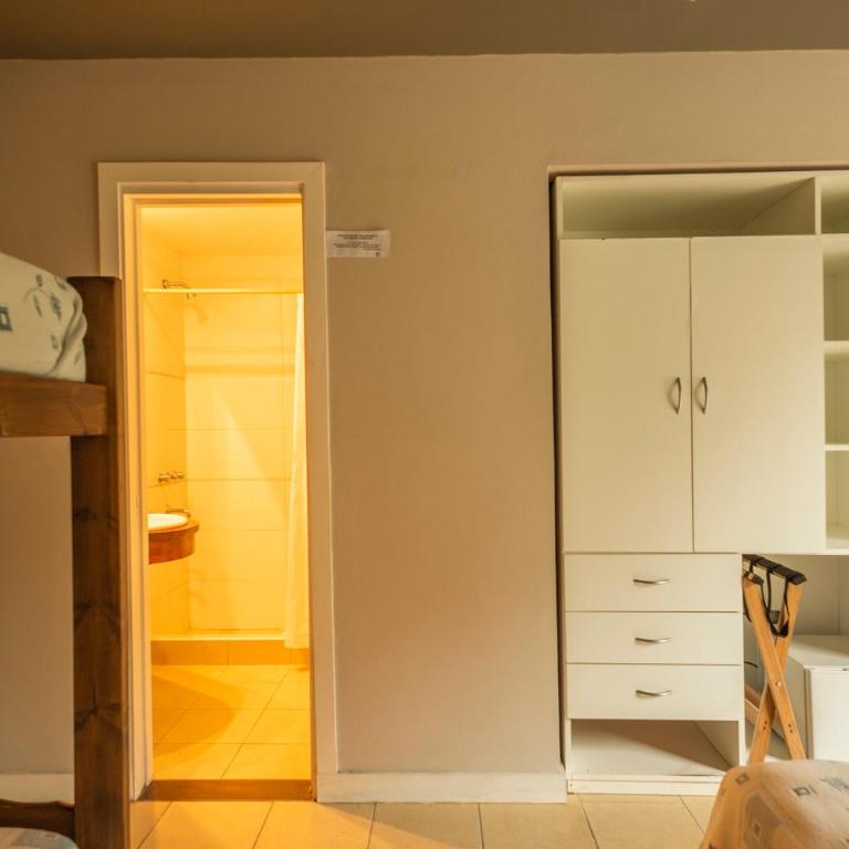 Hotel Maritimo - Quadruple Room with Balcony - 3