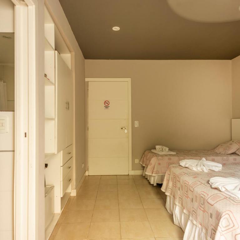 Hotel Maritimo - Quadruple Room with Balcony - 7