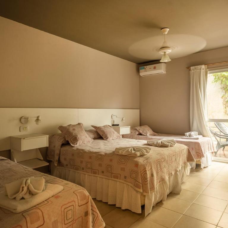 Hotel Maritimo - Quadruple Room with Balcony - 6