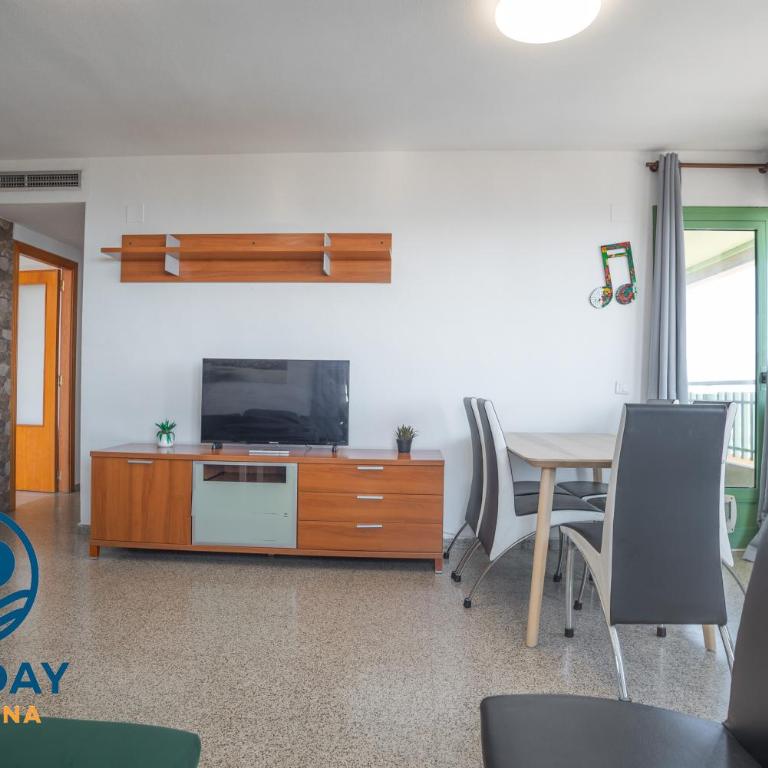 Front Sun Beach Apartment - Two-Bedroom Apartment - 14