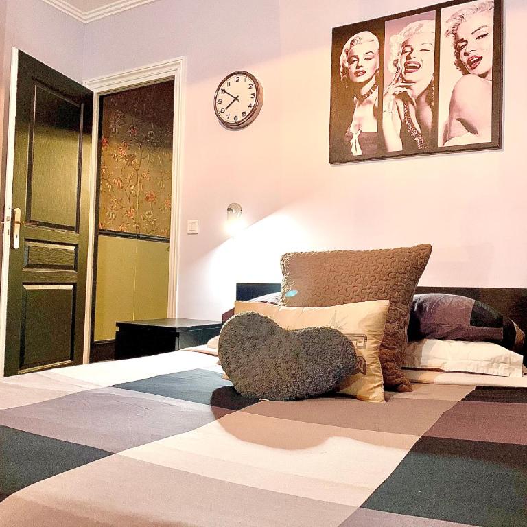 Live like a Parisian in our spare Bdr - Chambre Double avec Salle de Bains Commune - 4