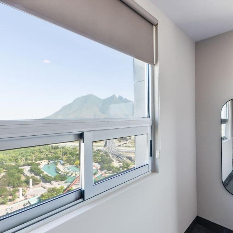 Luxury in Fundidora 9 guests Wifi 3BR 2Bath - Apartment - 31