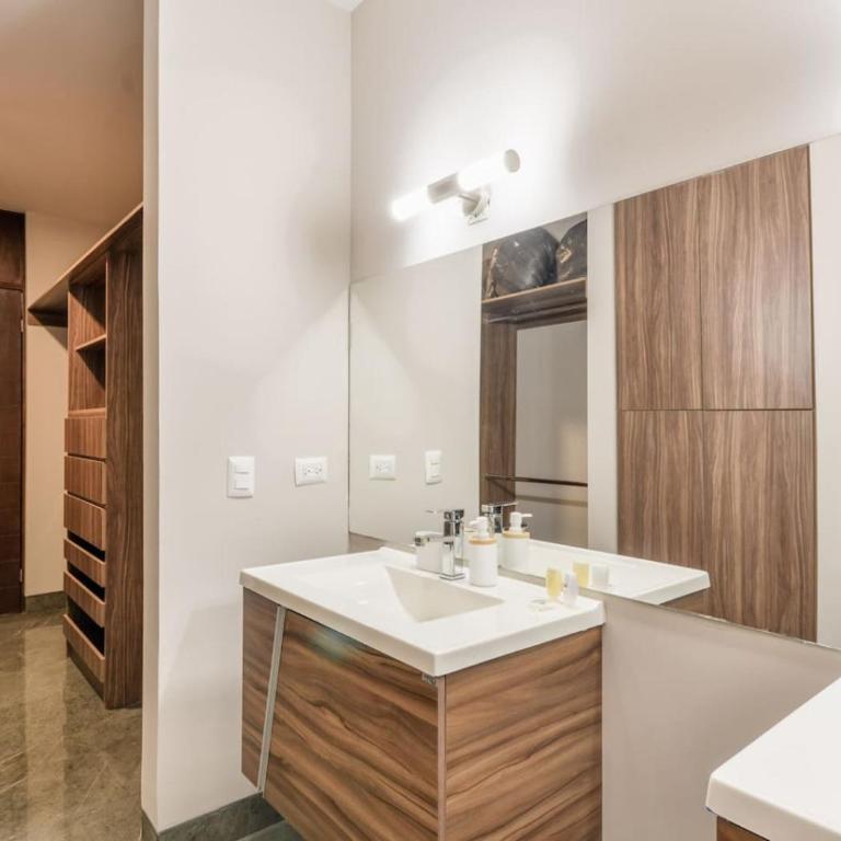 Luxury in Fundidora 9 guests Wifi 3BR 2Bath - Apartment - 43