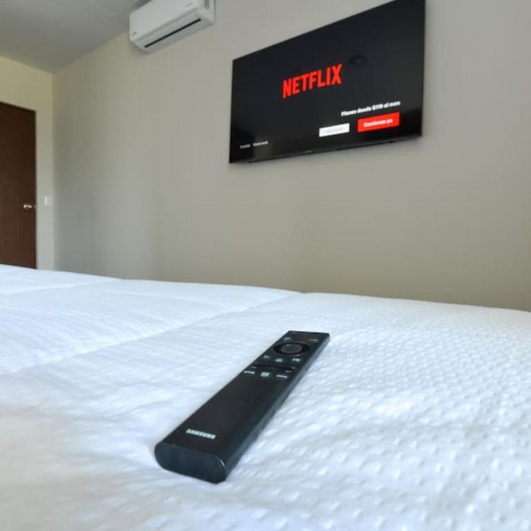Luxury in Fundidora 9 guests Wifi 3BR 2Bath - Apartment - 45