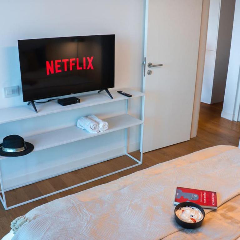 Forum Puerto del Buceo - Apartamento de 1 Dormitorio con vista al mar - Piscinas climatizadas interiores y exteriores - Sauna - Gimnasio completo y moderno - concierge 24 horas - Acepta mascotas - Apartment - 52