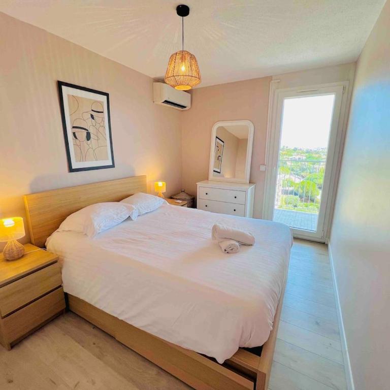 L'escale Azur - Apt 2 Prs - Vue Mer et Cap d'Antibes - Apartment mit 1 Schlafzimmer - 5