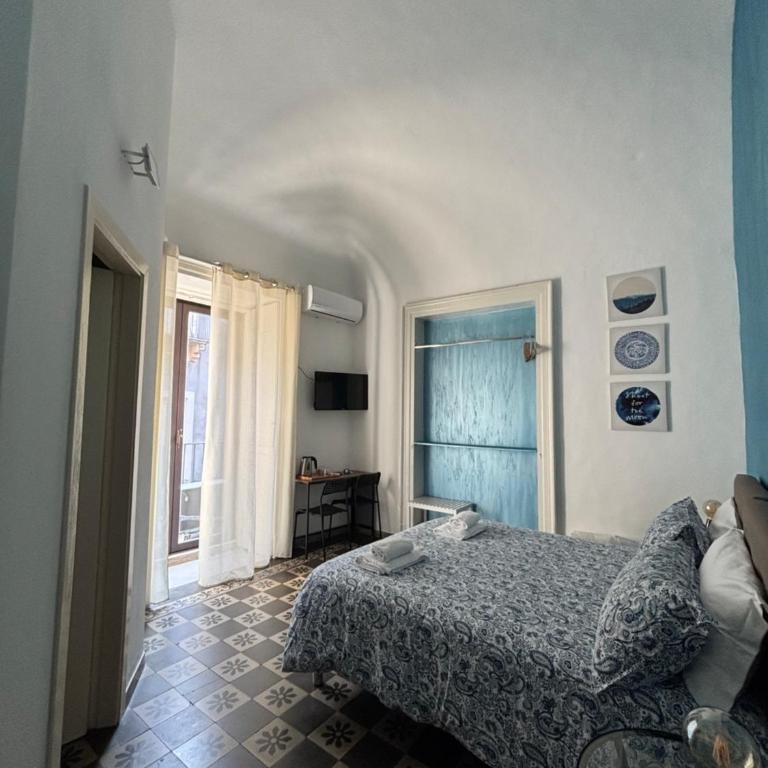Il Teatro Rooms - Double Room with Private Bathroom - 8