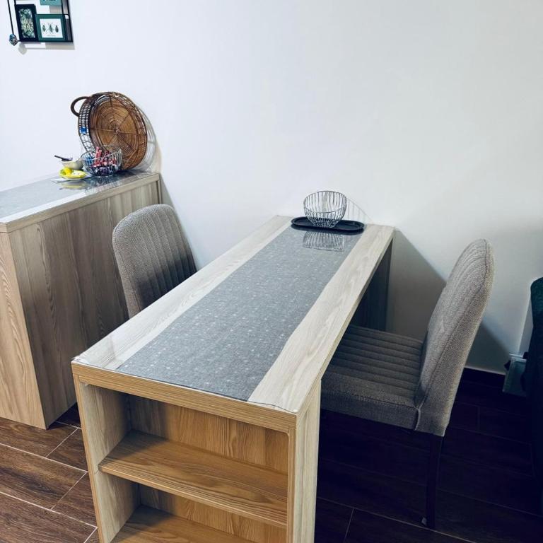 K-Club Apartments - One-Bedroom Apartment with Balcony and City View - 21