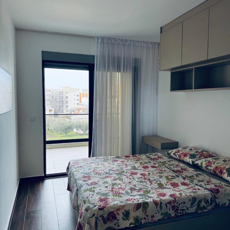 K-Club Apartments - One-Bedroom Apartment with Balcony and City View - 19
