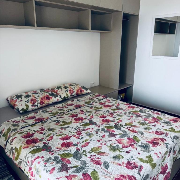 K-Club Apartments - One-Bedroom Apartment with Balcony and City View - 26