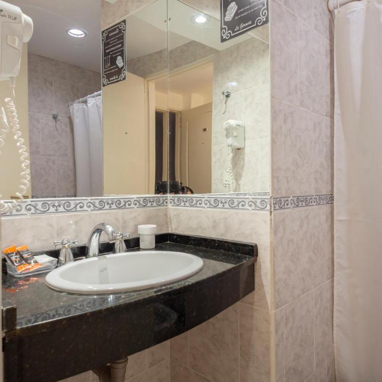 Belmar - Standard Double Room - 7
