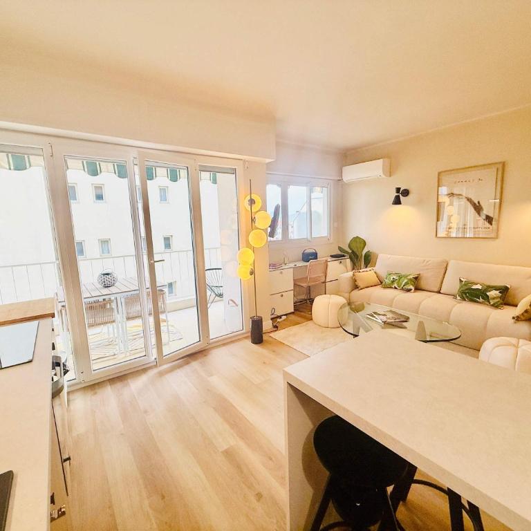 B020- Elegante et lumineux a deux pas plages et centre - Apartment - 14