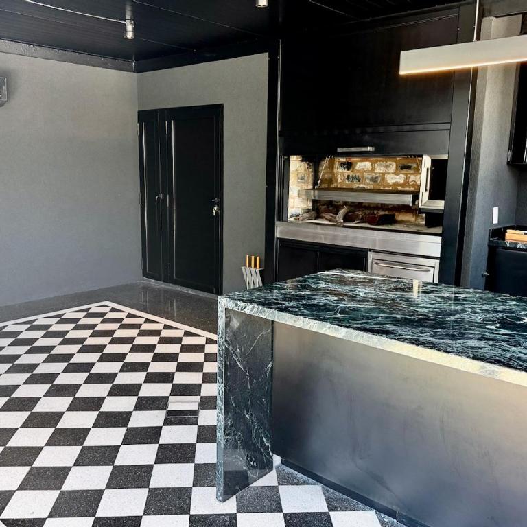 The City stylish apartment with Argentine rooftop BBQ centrally-located in Palermo Hollywood - Two-Bedroom Apartment - 20