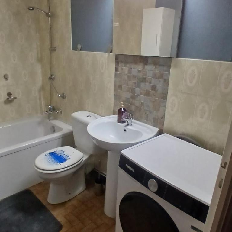 Studio cozy, terrasse, parking, tout à 2 pas d'ici - Appartement 1 Chambre - 11