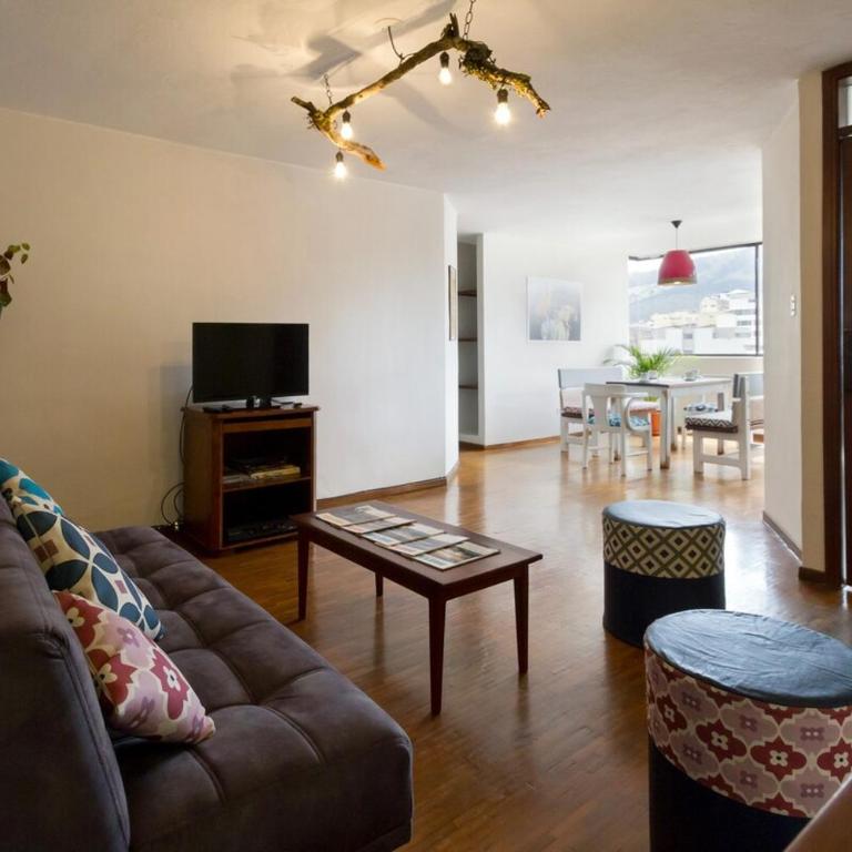 Amplio, acogedor, centrico, 3 hab, garage - Three-Bedroom Superior Apartment - 38