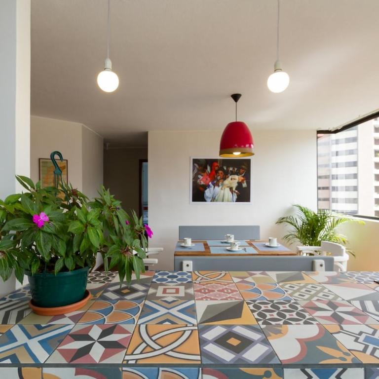 Amplio, acogedor, centrico, 3 hab, garage - Three-Bedroom Superior Apartment - 40