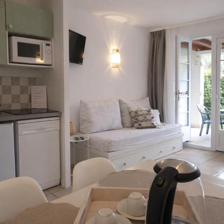 Appartements au coeur du golf, proche du lac et vélodyssée - Appartement avec Terrasse - 11