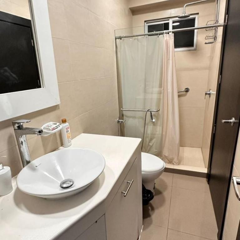 Departamento frente al mar en el Edificio La Playa - Three-Bedroom Apartment - 9