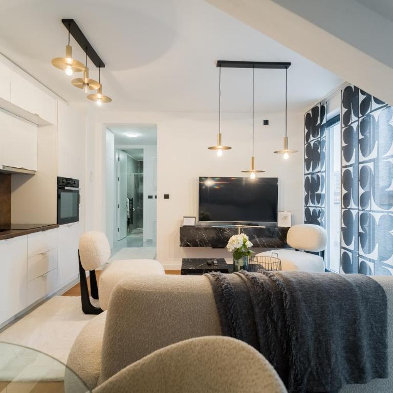 Liberty Central Apartment - One-Bedroom Apartment - 2