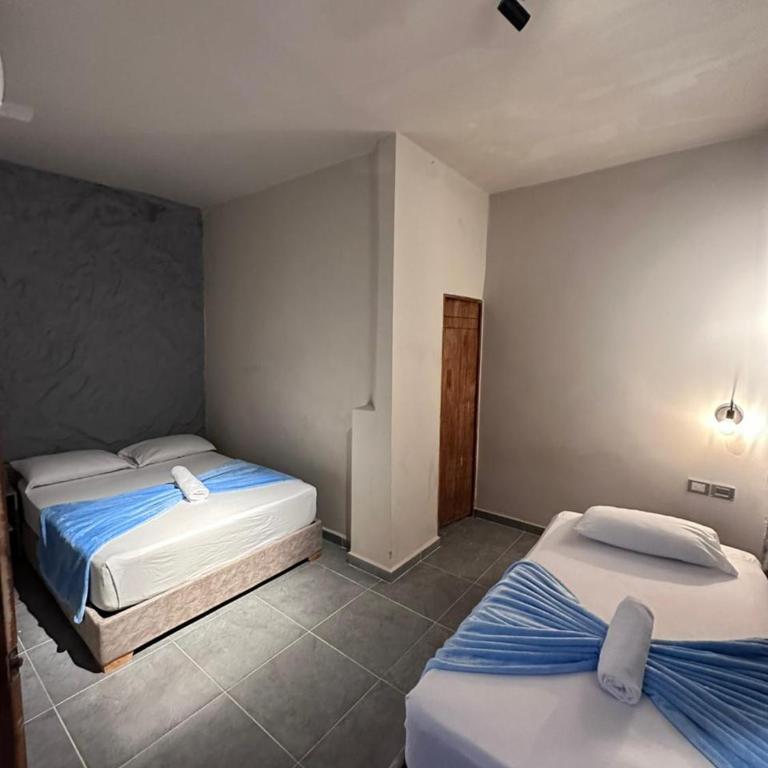 Hotel Kyros by 70 - Triple Room - 1