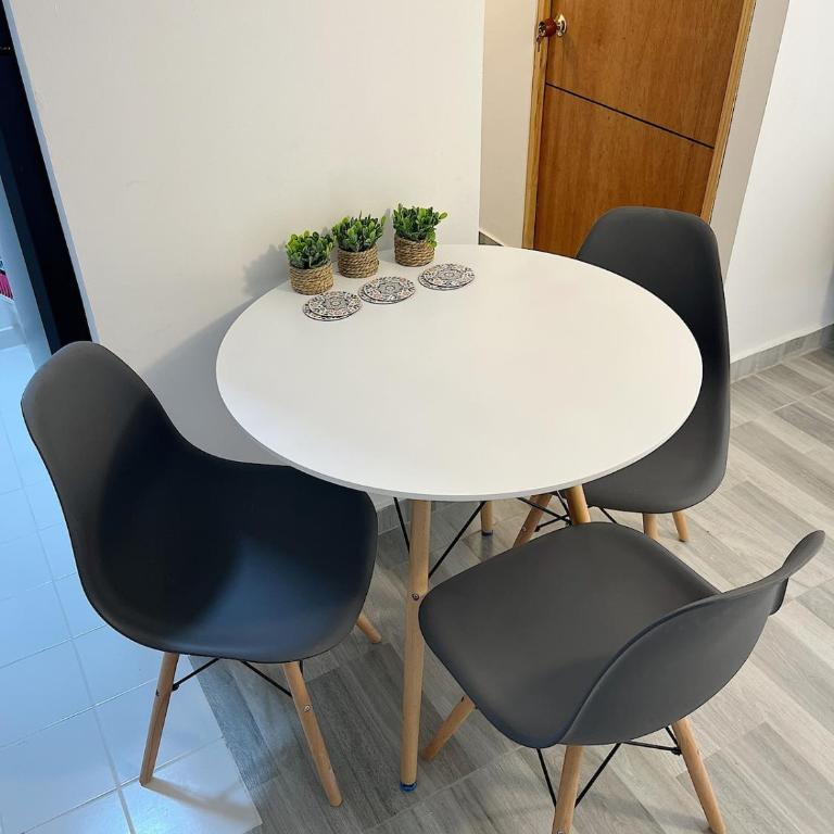 Apartamento NUEVO a 12 minutos del Aeropuerto - Apartamento de 3 dormitorios con vistas - 14