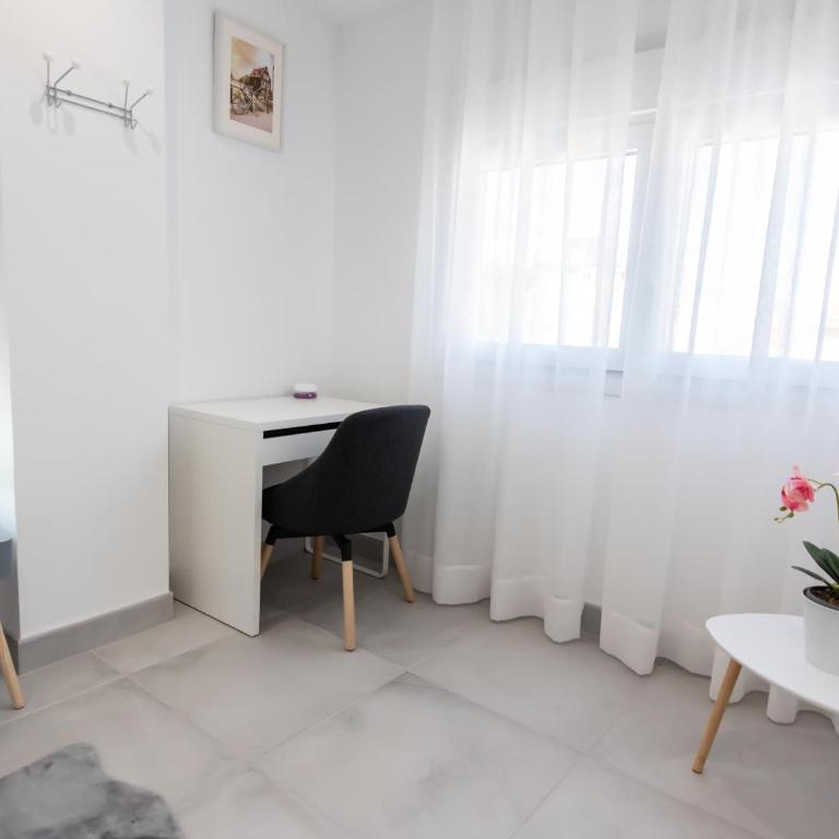 Holidays2Malaga Homely Bysso with terrace - Apartamento - 15