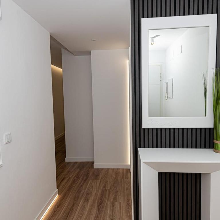 Apartamento de Lujo en el Centro Histórico Resogar - One-Bedroom Apartment - 6
