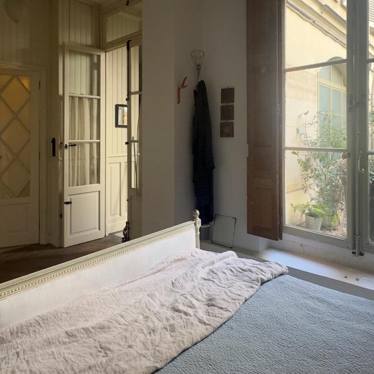 Charming chic apartment in Upper Marais 160m - Appartement - 16