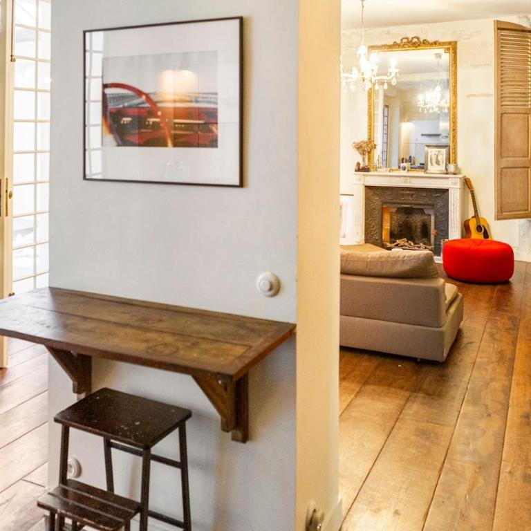 Charming chic apartment in Upper Marais 160m - Appartement - 55