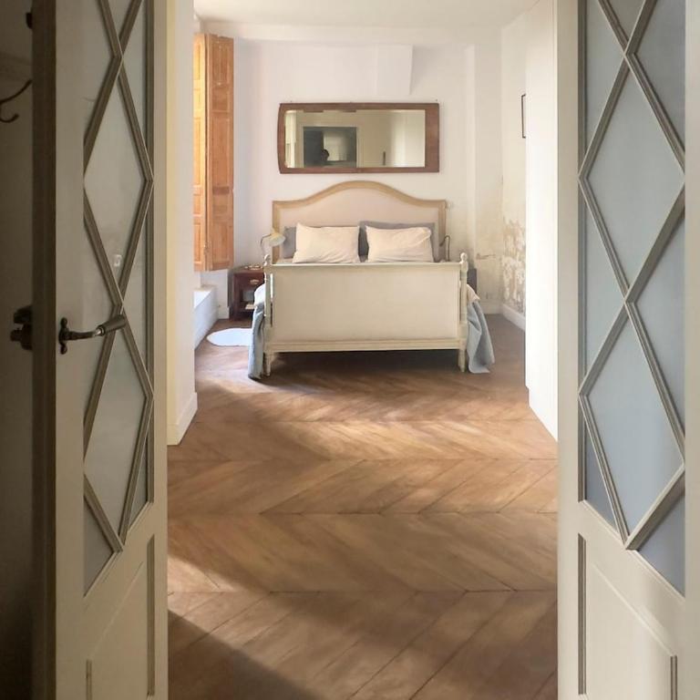 Charming chic apartment in Upper Marais 160m - Appartement - 59