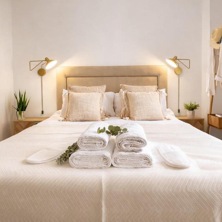 Sevilla Centro, Wifi, Aire Acondicionado y Balcón - Apartamento de 1 Dormitorio con balcón y vistas a la ciudad - 1