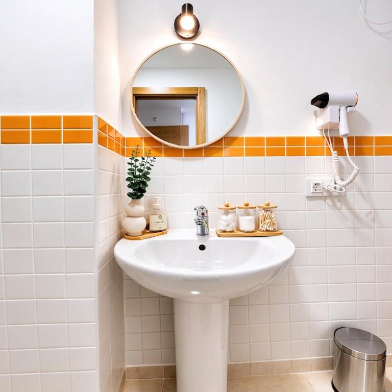 Sevilla Centro, Wifi, Aire Acondicionado y Balcón - Apartamento de 1 Dormitorio con balcón y vistas a la ciudad - 22