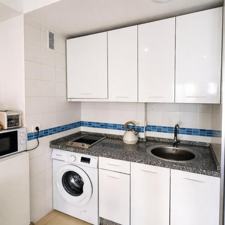 Sevilla Centro, Wifi, Aire Acondicionado y Balcón - Apartamento de 1 Dormitorio con balcón y vistas a la ciudad - 19